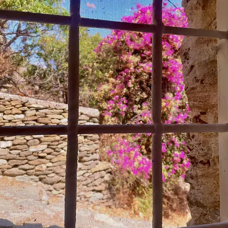 Rose Boho House, Kea, *