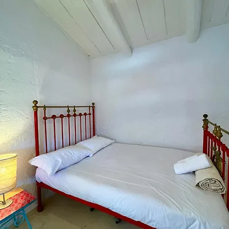 Rose Boho House, Kea,