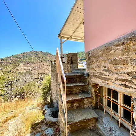 Rose Boho House, Kea,