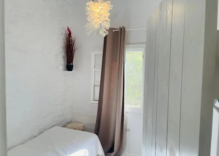 Rose Boho House, Kea, *