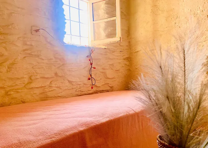 Rose Boho House, Kea,